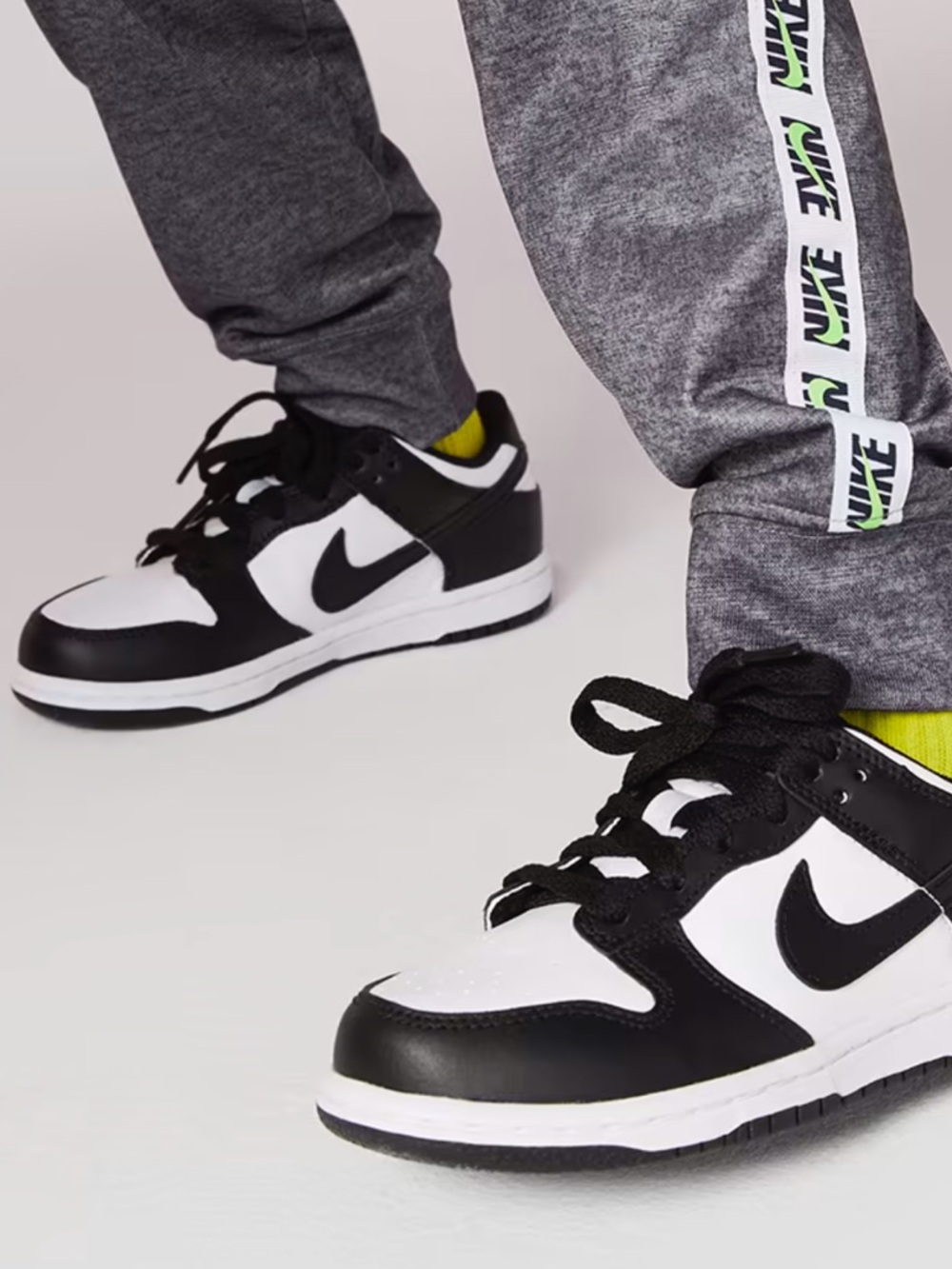 Nike Dunk Low - Little Kids' Shoes (PS) - 🐼 PANDAS White/Black - 11c